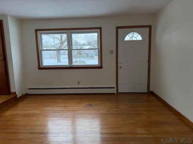 927 East Ave - Photo 2 of 14