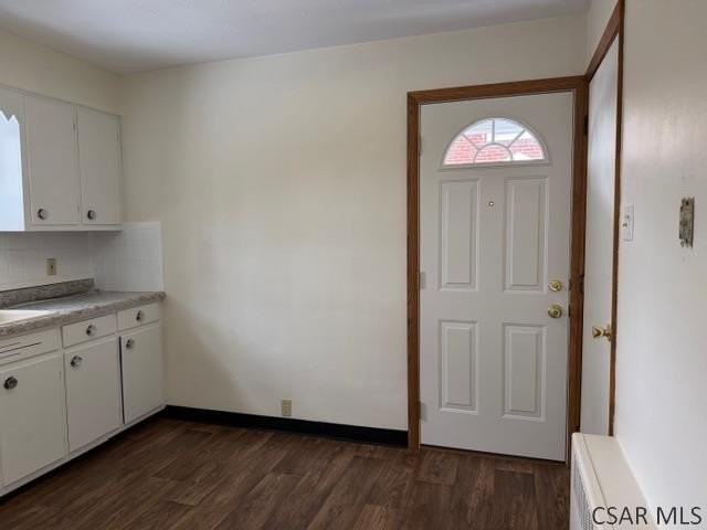 927 East Ave - Photo 4 of 14