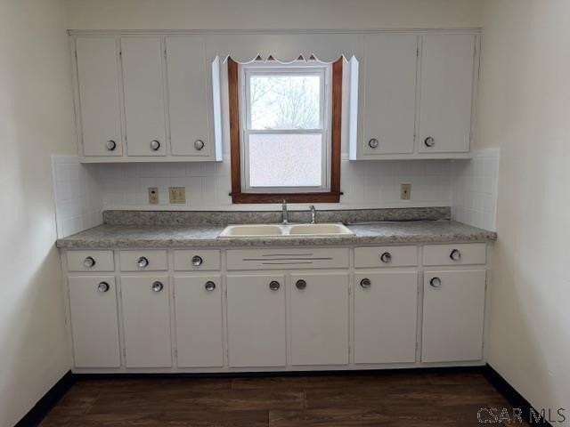 927 East Ave - Photo 5 of 14