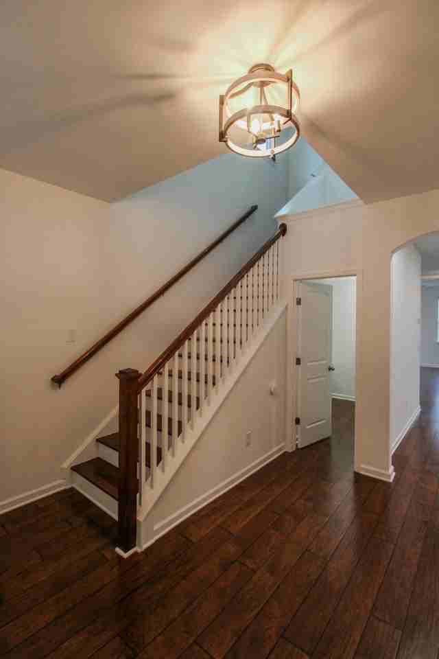 305 Legendres Dr - Photo 2 of 30