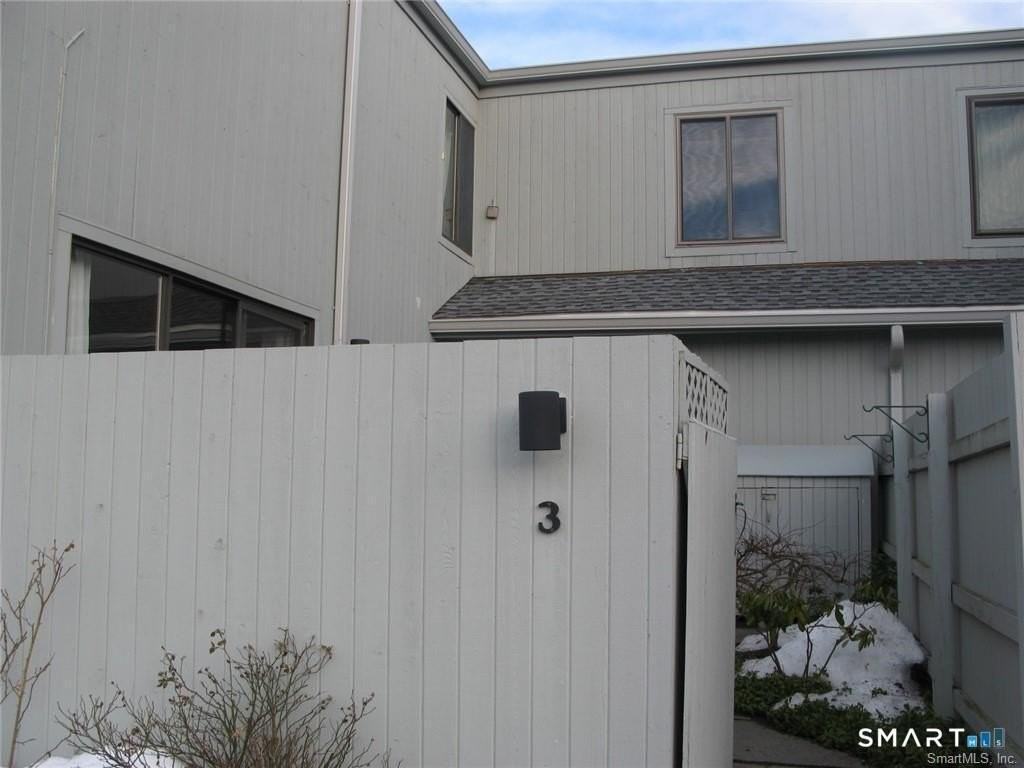 3 Sandlewood Ln Unit 3 - Photo 2 of 16