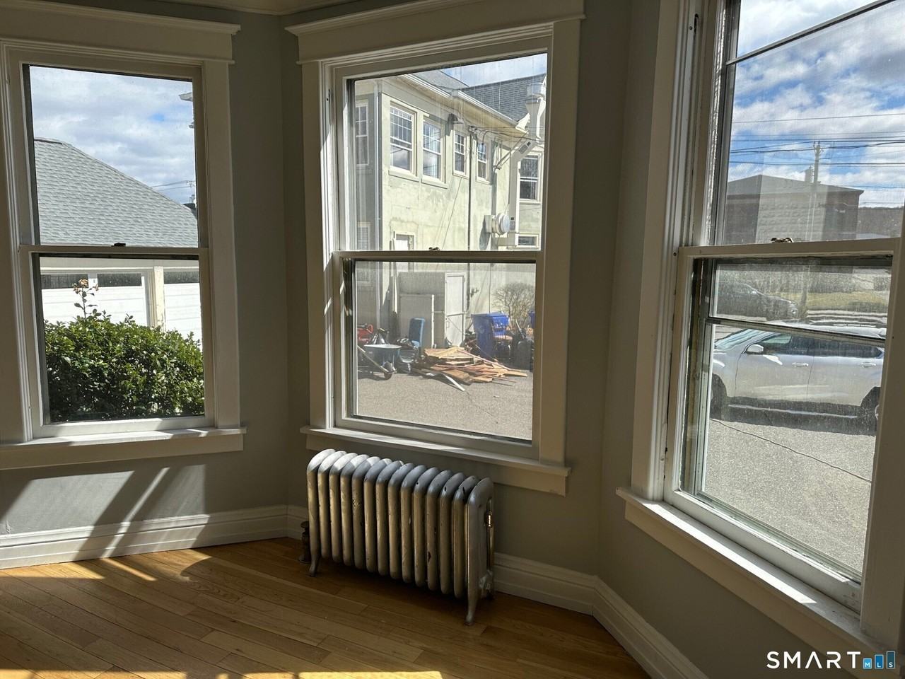 18 Taylor St - Photo 4 of 17