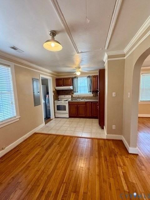 100 E Union St - Photo 5 of 20