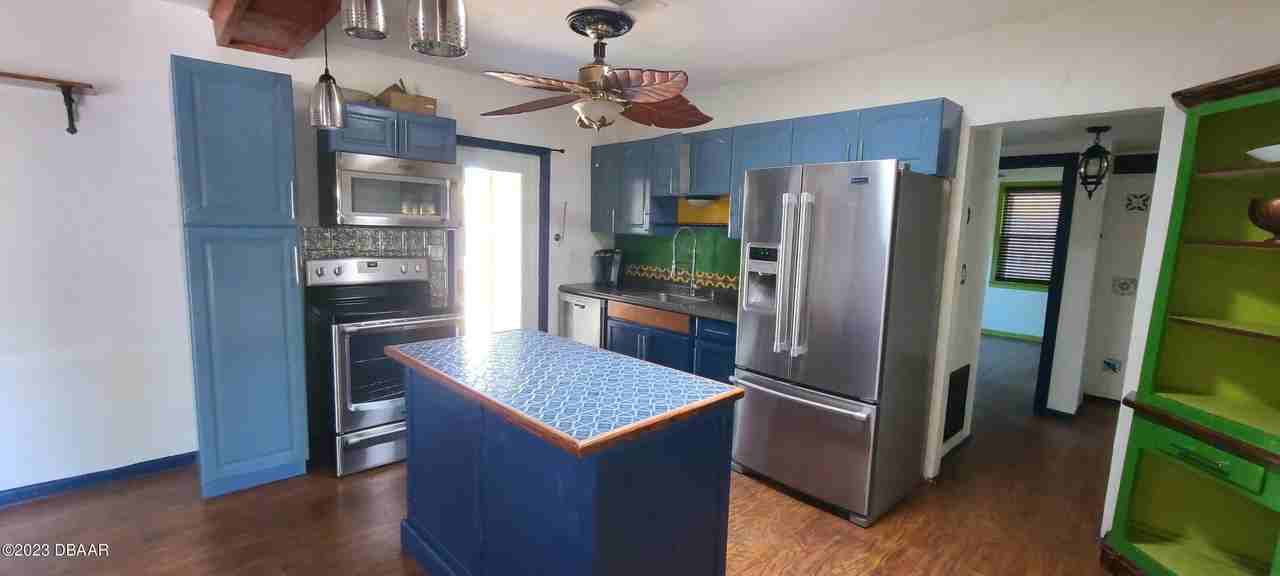 315 Golf Blvd - Photo 6 of 13