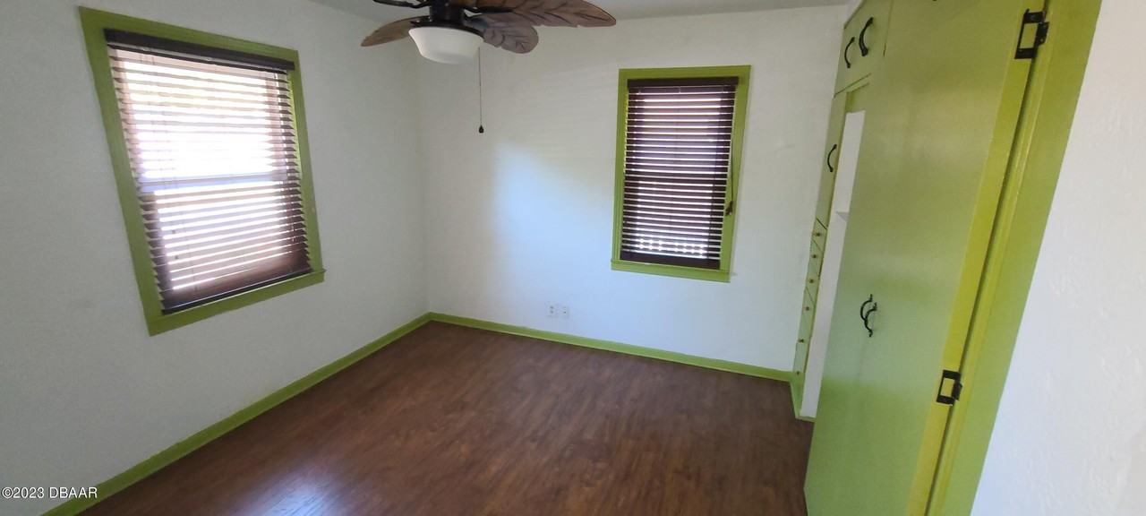 315 Golf Blvd - Photo 7 of 13