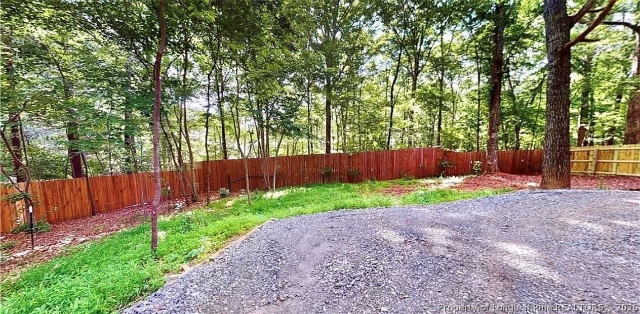 2402 Rockwood Dr - Photo 4 of 14