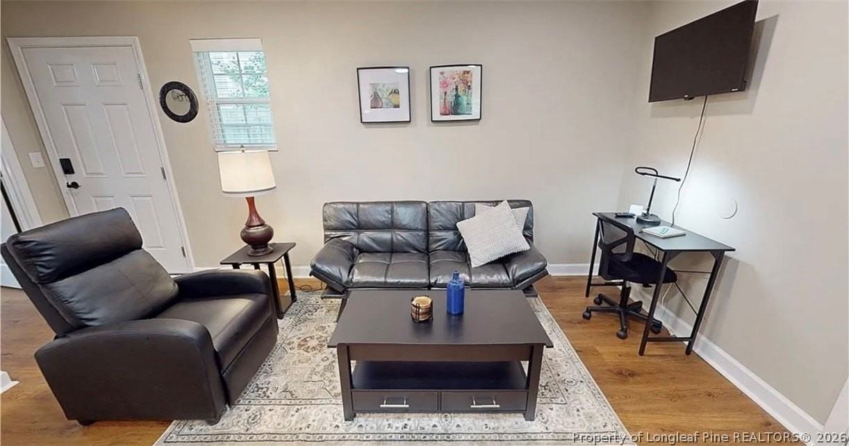 2402 Rockwood Dr - Photo 7 of 14