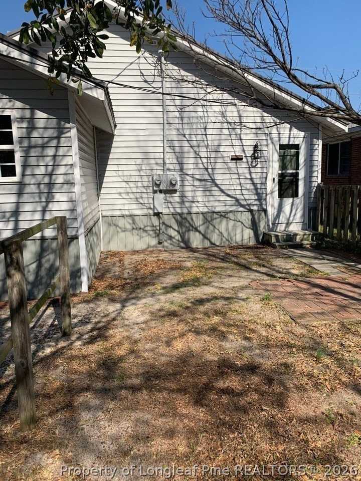100 Spring Ave #B - Photo 3 of 13