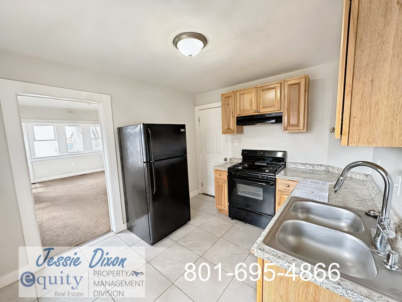 940 Kiesel Ave #1 - Photo 5 of 21