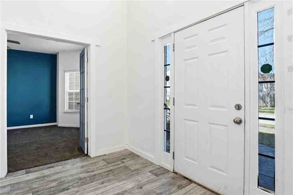 1582 Ewing Farm Dr - Photo 7 of 50