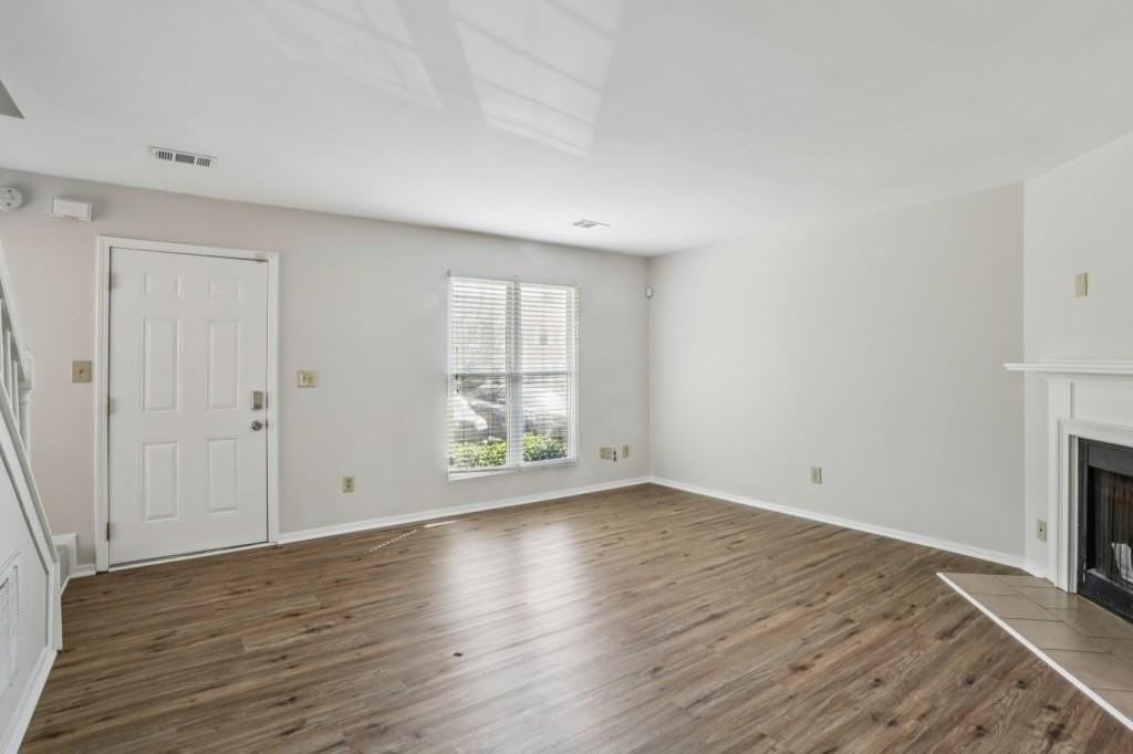 1509 Kilmuir Way - Photo 6 of 26