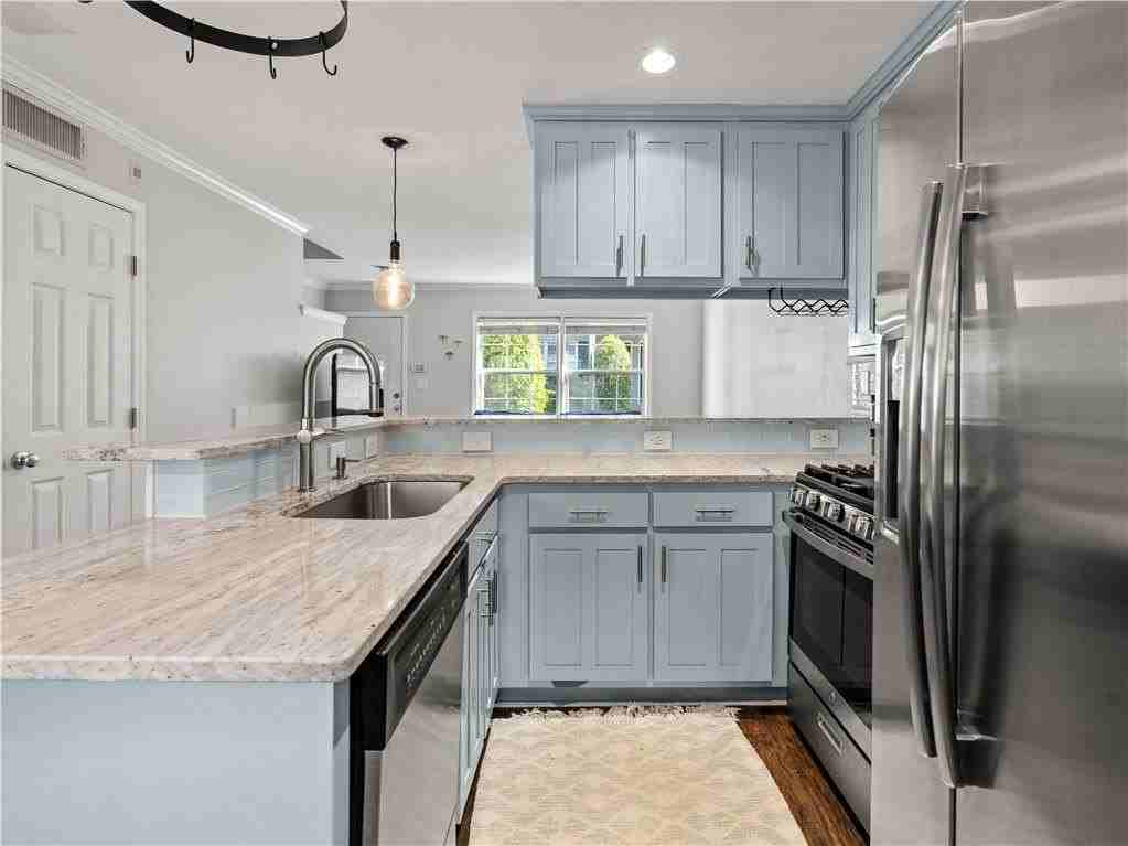 2232 Dunseath Ave Nw Apt 404 - Photo 7 of 20