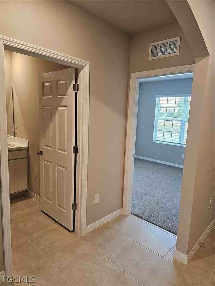 336 Nw 15th Ter - Photo 7 of 34