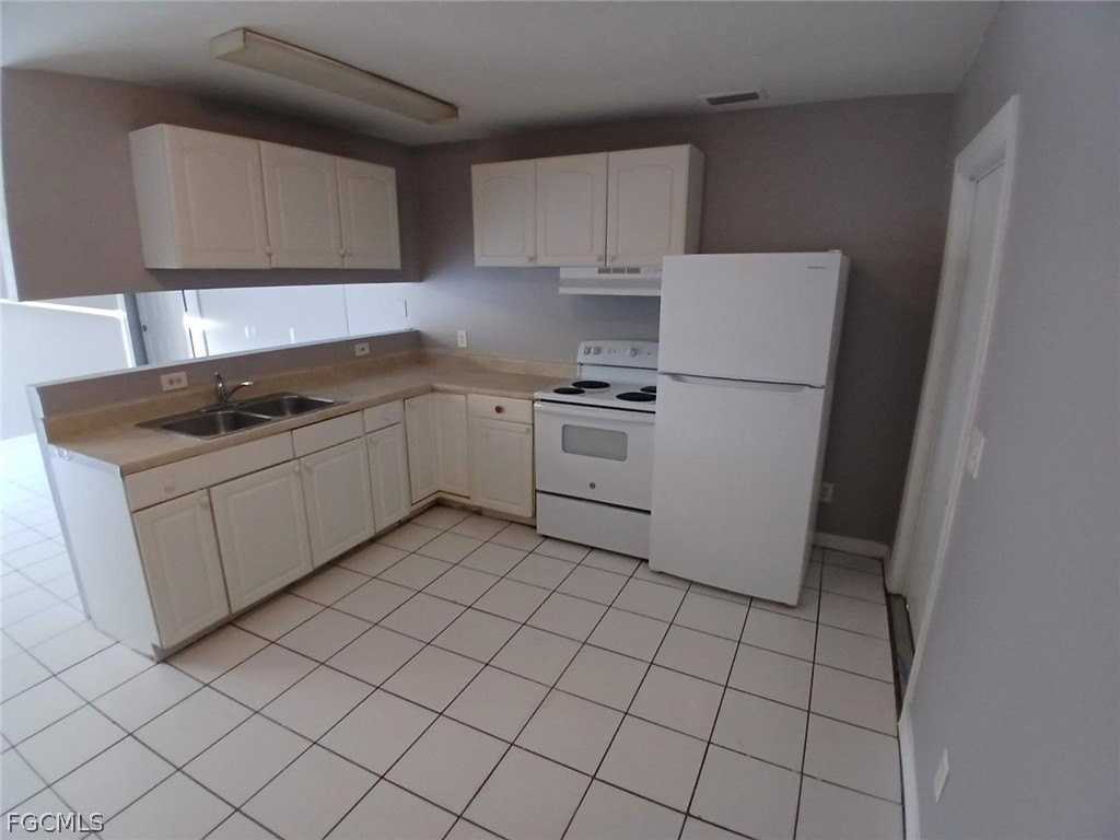 3516 Dora St - Photo 5 of 19