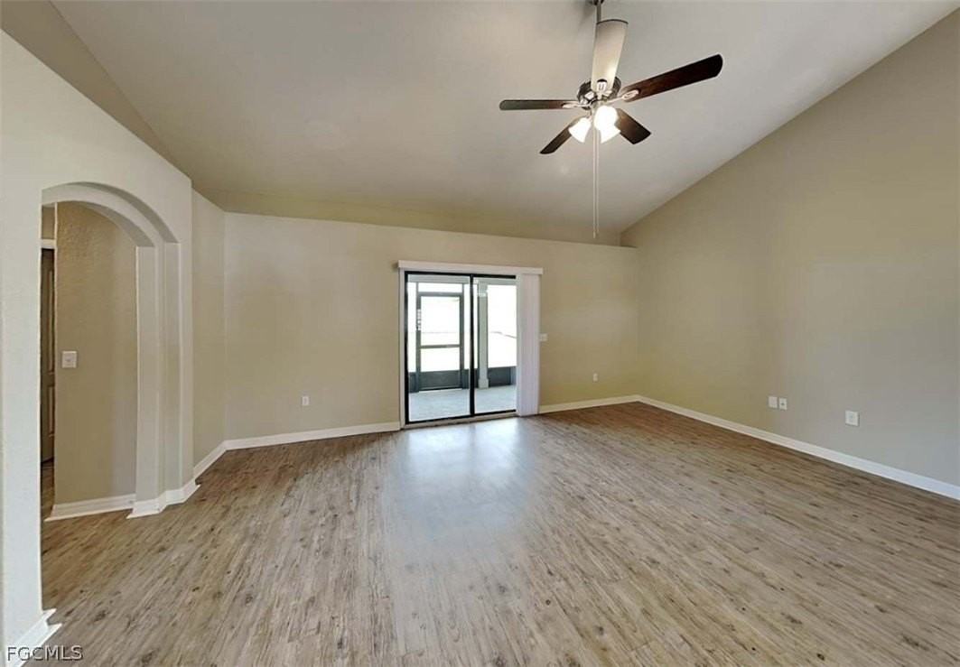 202 Sw 16th Ter - Photo 2 of 13