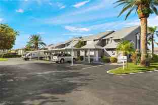 4620 Se 5th Pl #106 - Photo 1 of 1