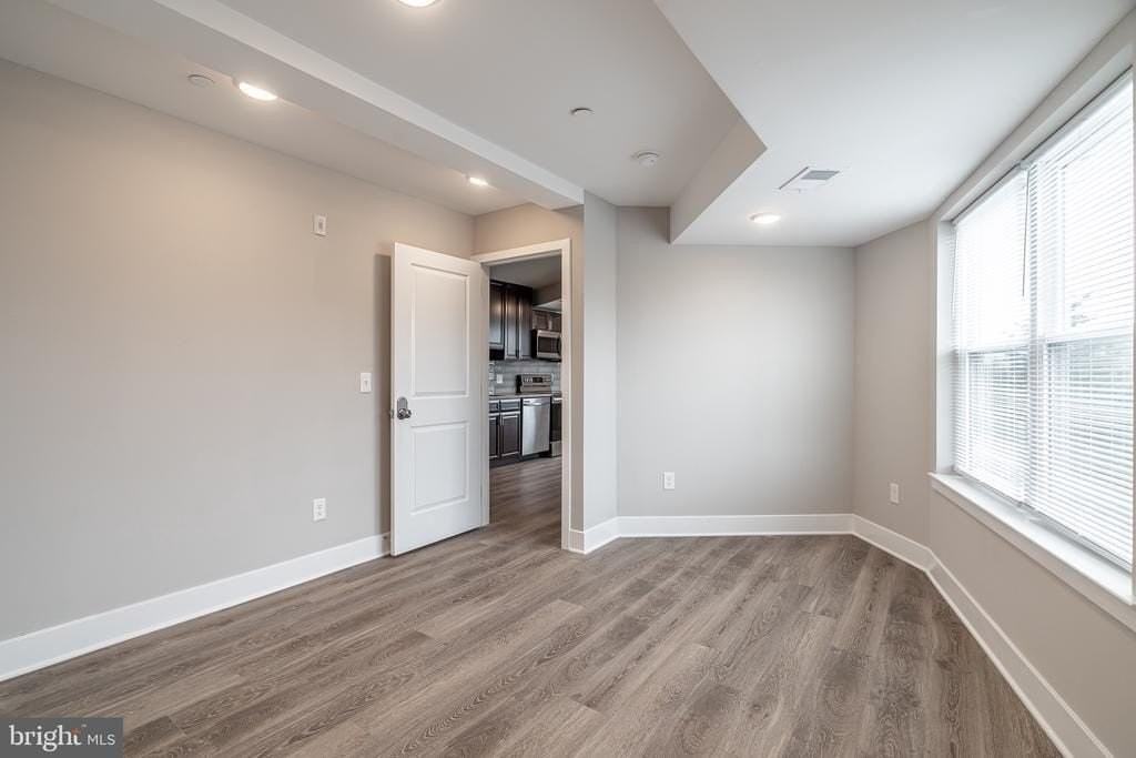 421 N 39th St #C - Photo 6 of 36