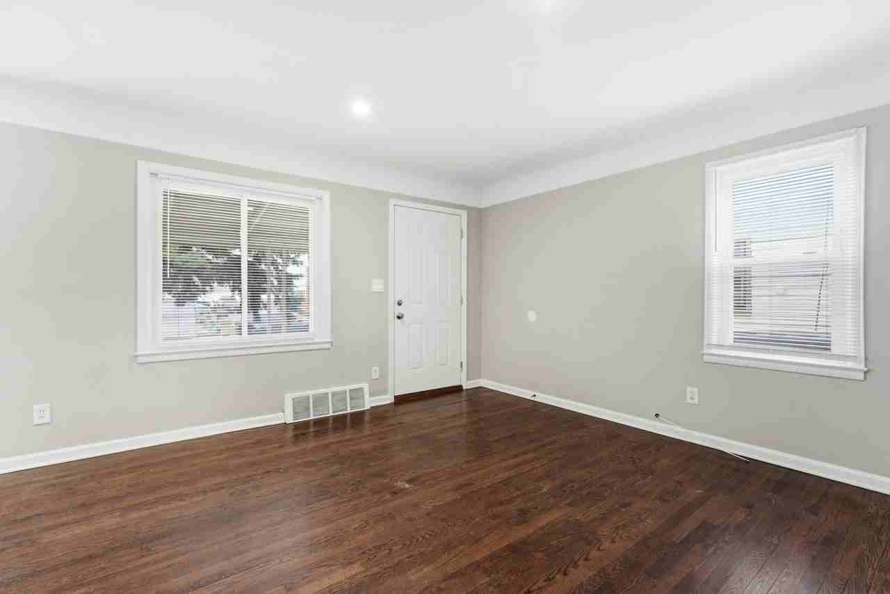 4669 17th St #1 - Photo 6 of 11