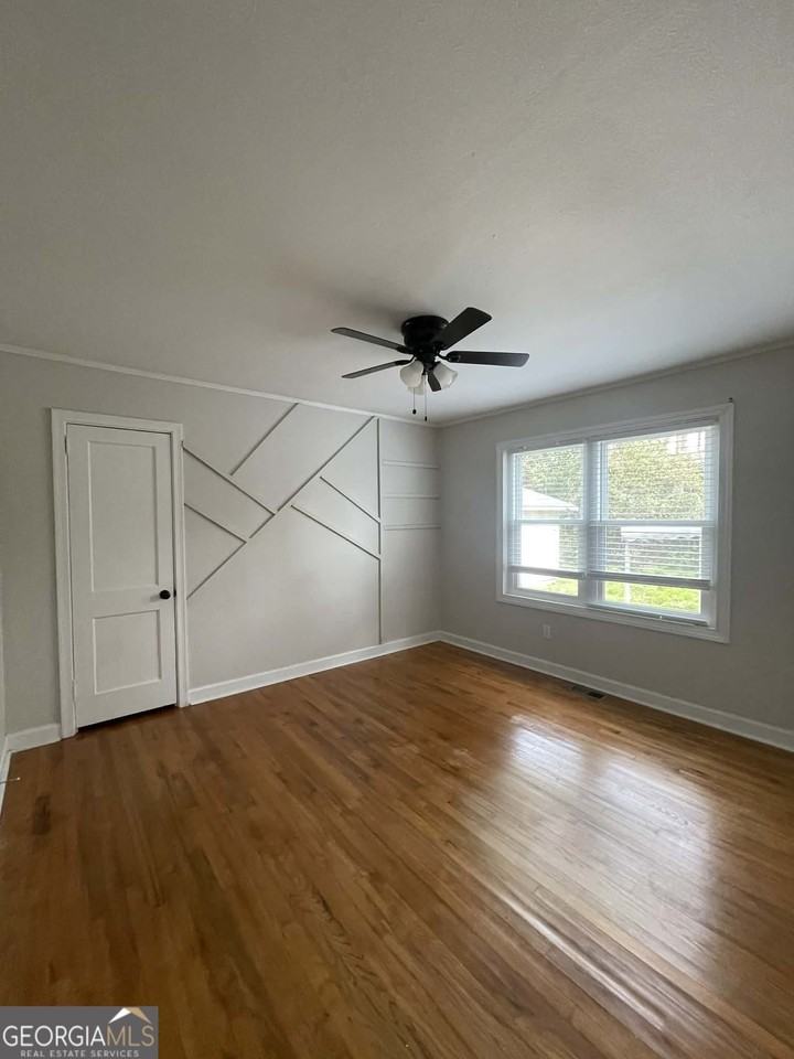 113 Ramsey St - Photo 6 of 10