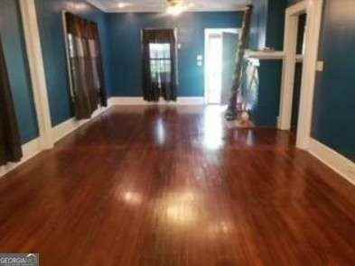 1010 Joseph E Boone Blvd Nw - Photo 4 of 6