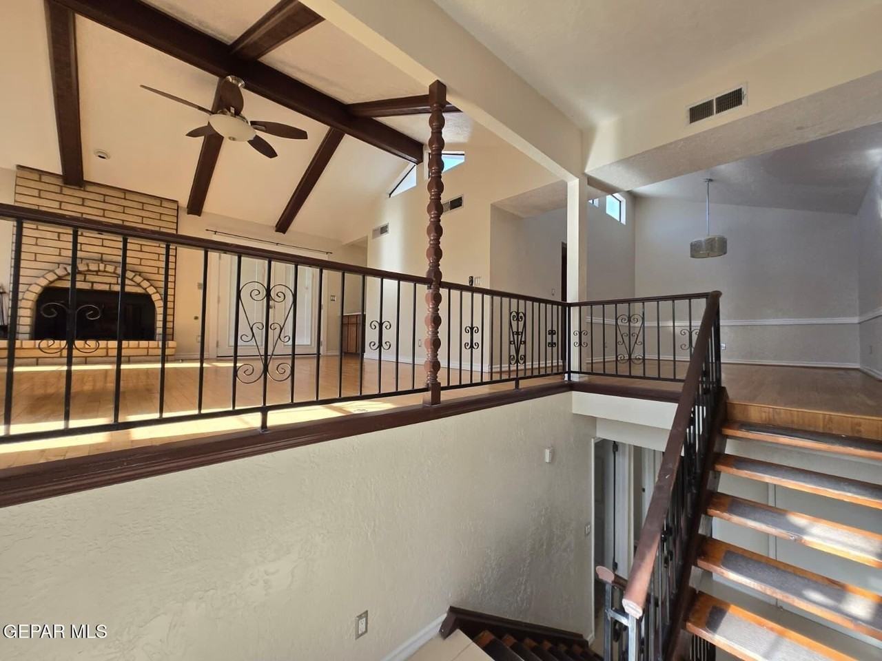 4759 Excalibur Dr - Photo 5 of 18