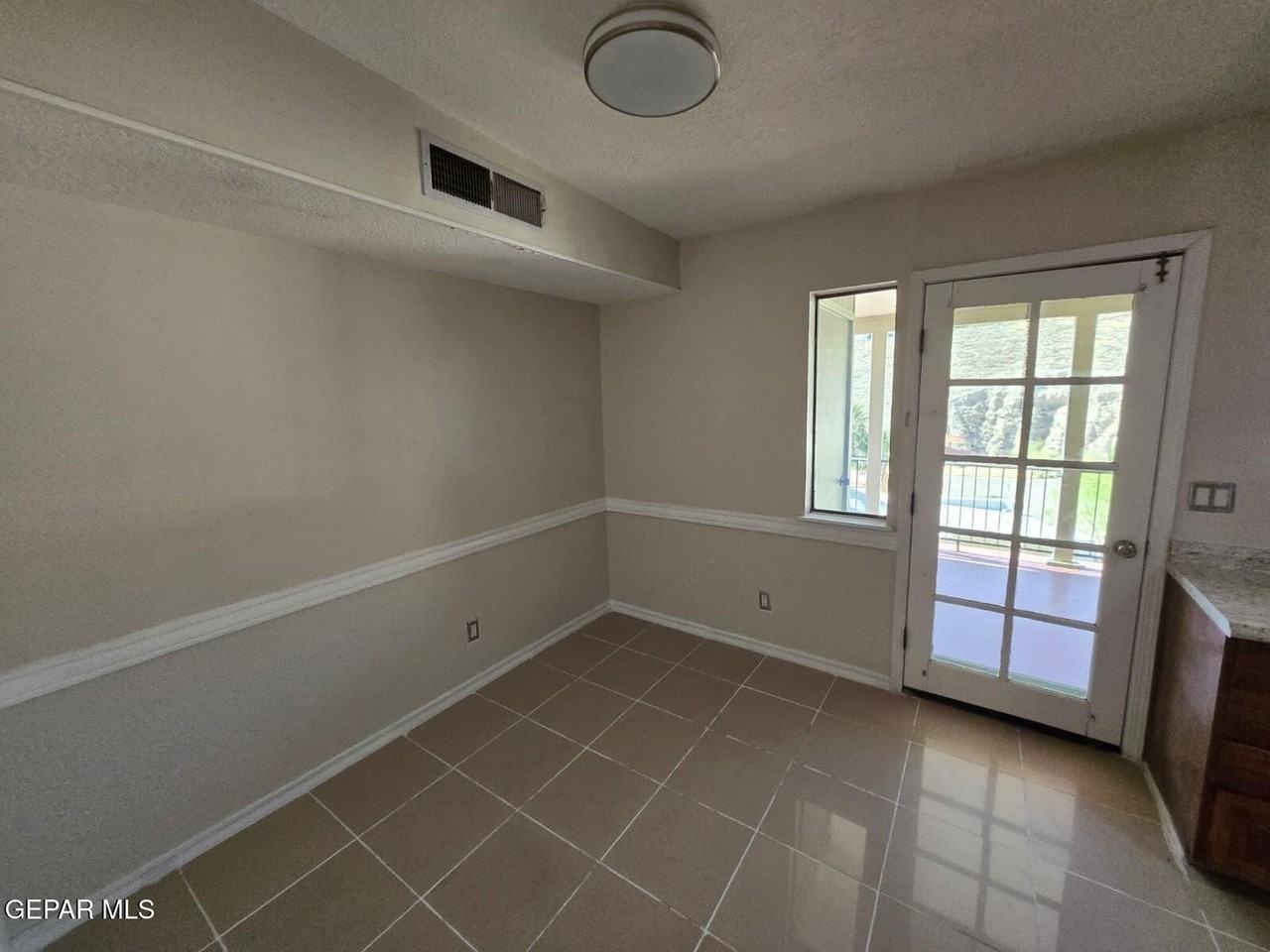 4759 Excalibur Dr - Photo 7 of 18