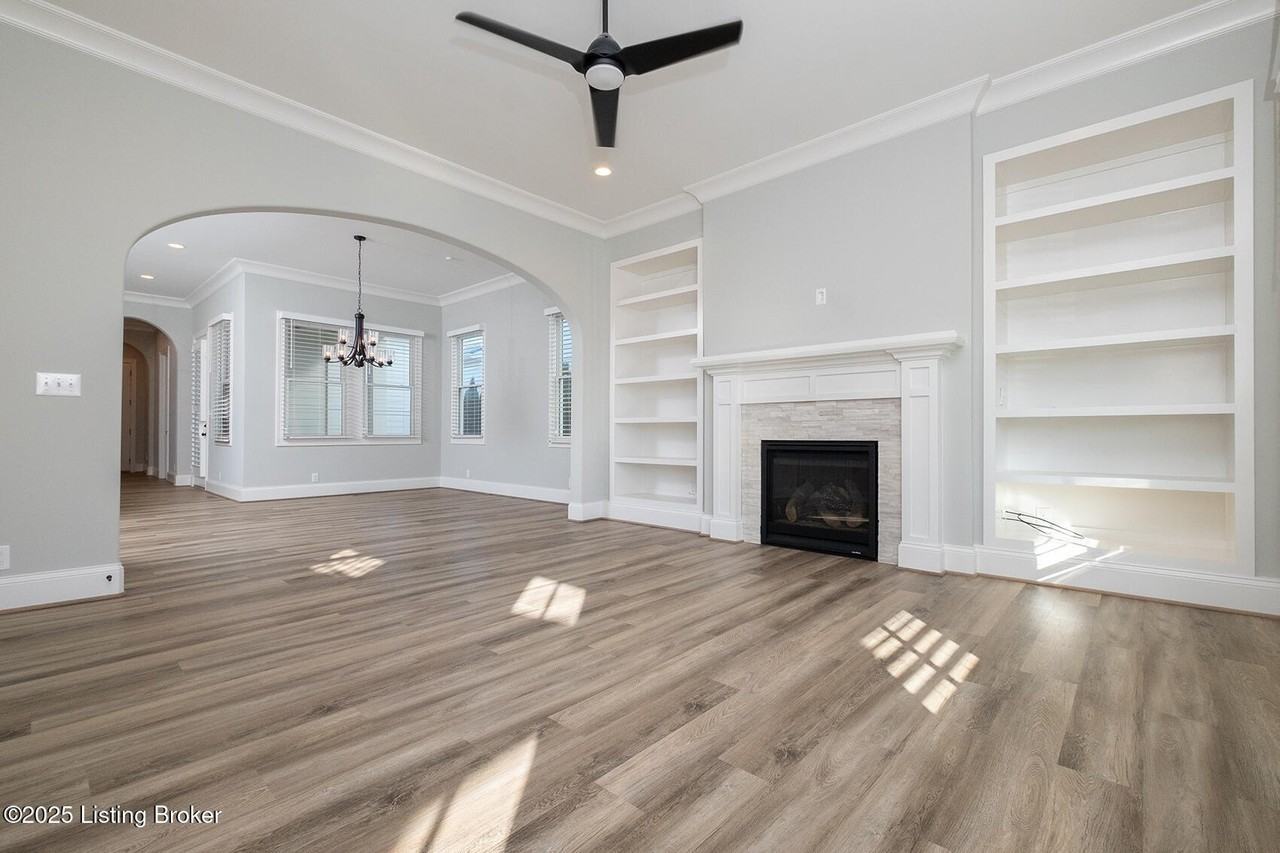 6222 Mistflower Cir - Photo 3 of 45