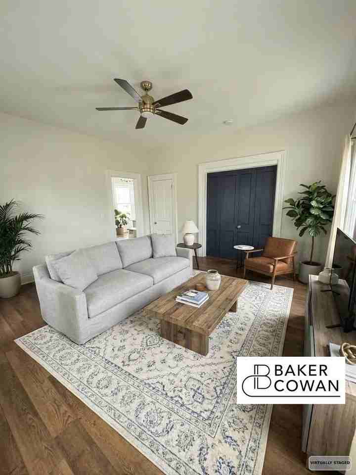 118 S Evans St Unit A - Photo 7 of 17