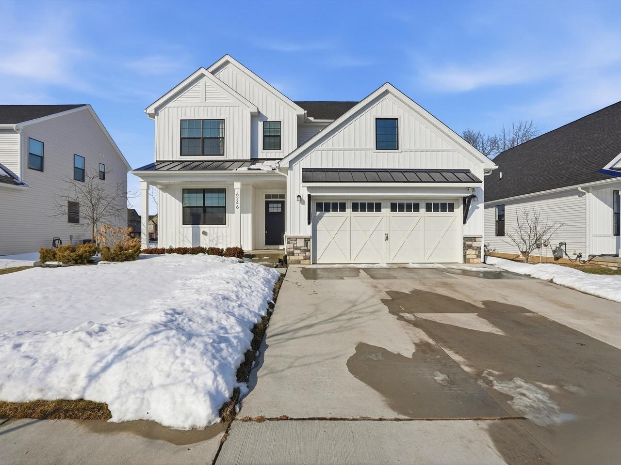 6246 Hawthorne Ave - Photo 3 of 44