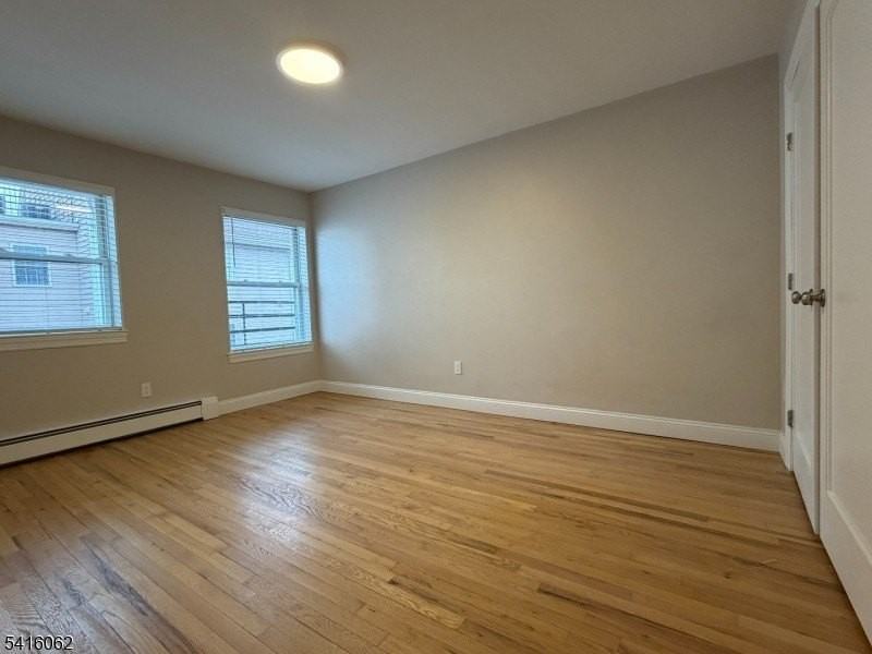 93 Centre St - Photo 5 of 8