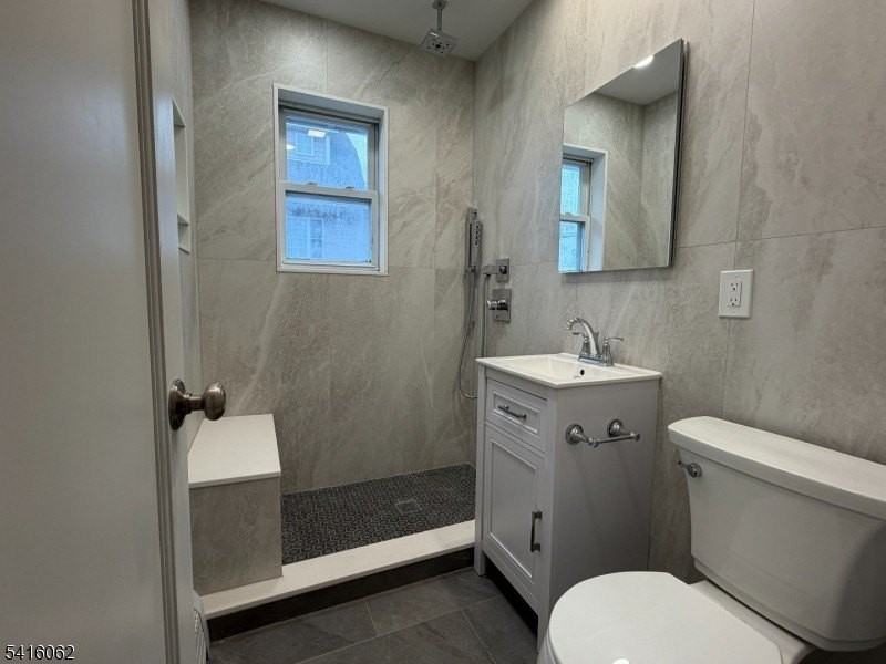 93 Centre St - Photo 7 of 8