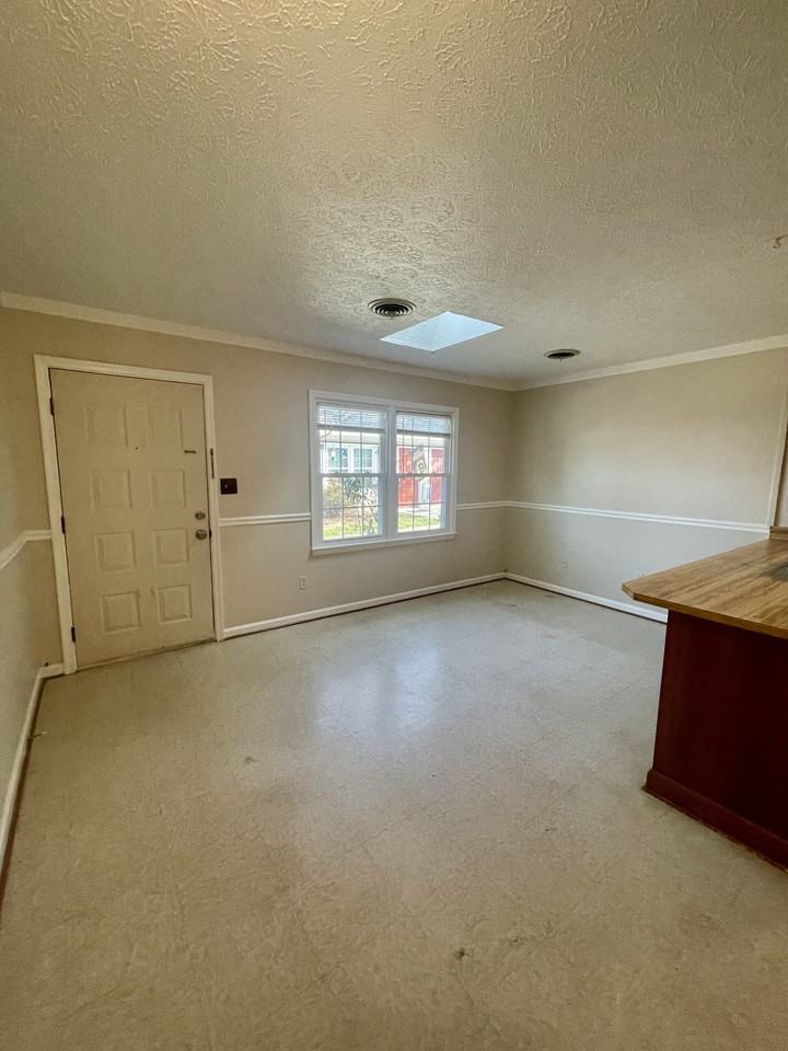 2267 Waterlick Rd #A - Photo 4 of 15