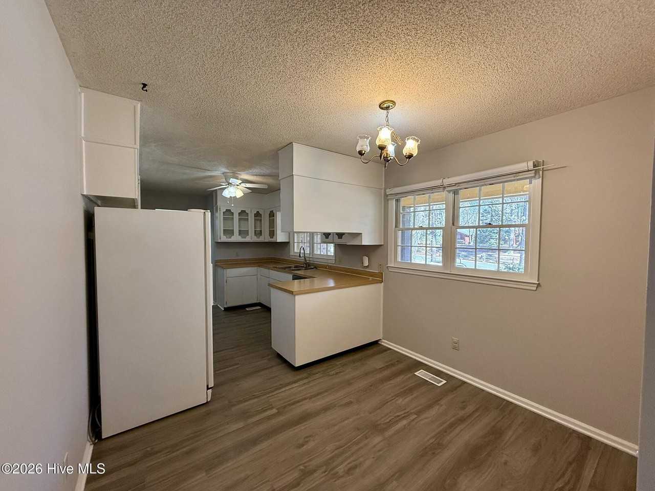 211 Tartan Trl - Photo 7 of 33