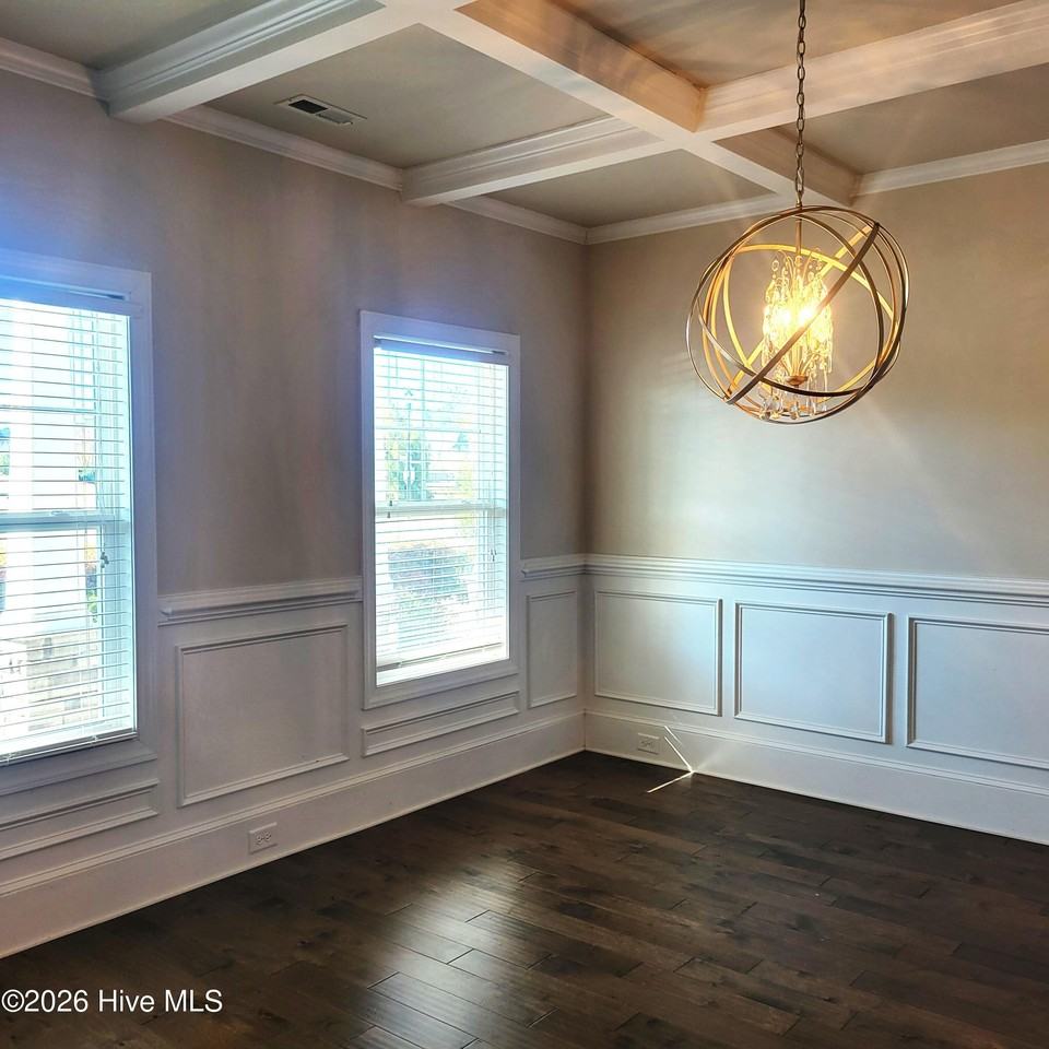 458 Goldenleaf Cir - Photo 7 of 50