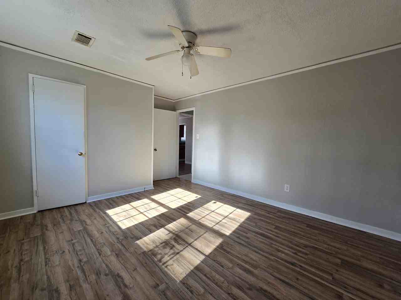 2377 Lumpkin Rd - Photo 6 of 14