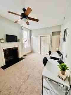 227 W Broughton St Unit 3 - Photo 7 of 34