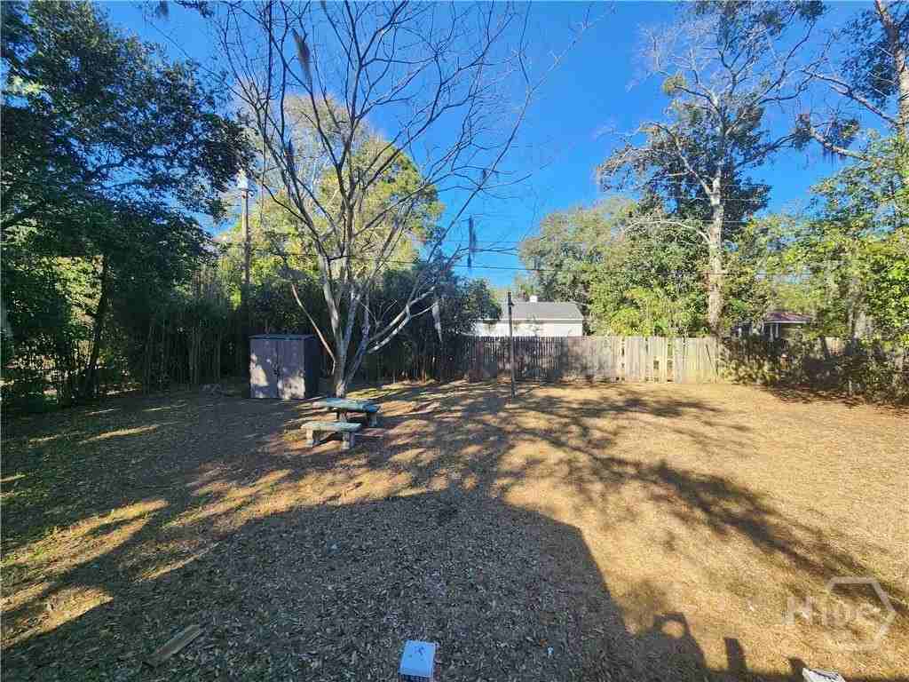 2106 S Fernwood Dr - Photo 4 of 4