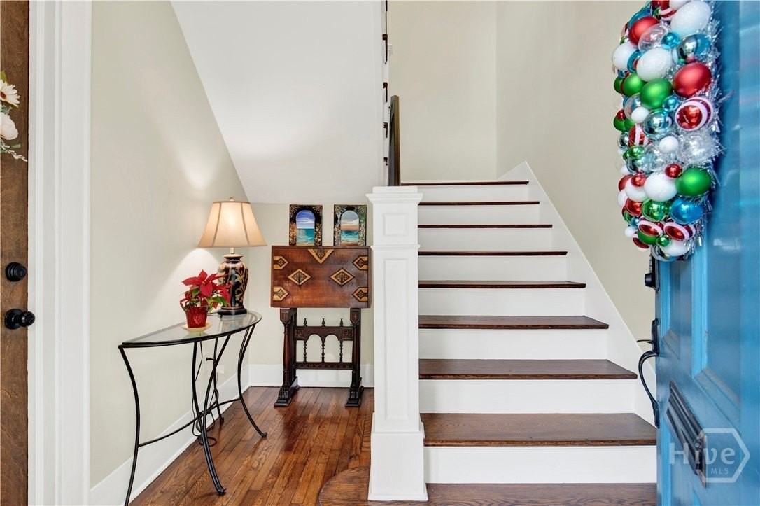 309 E 34th St Unit 2 - Photo 3 of 38