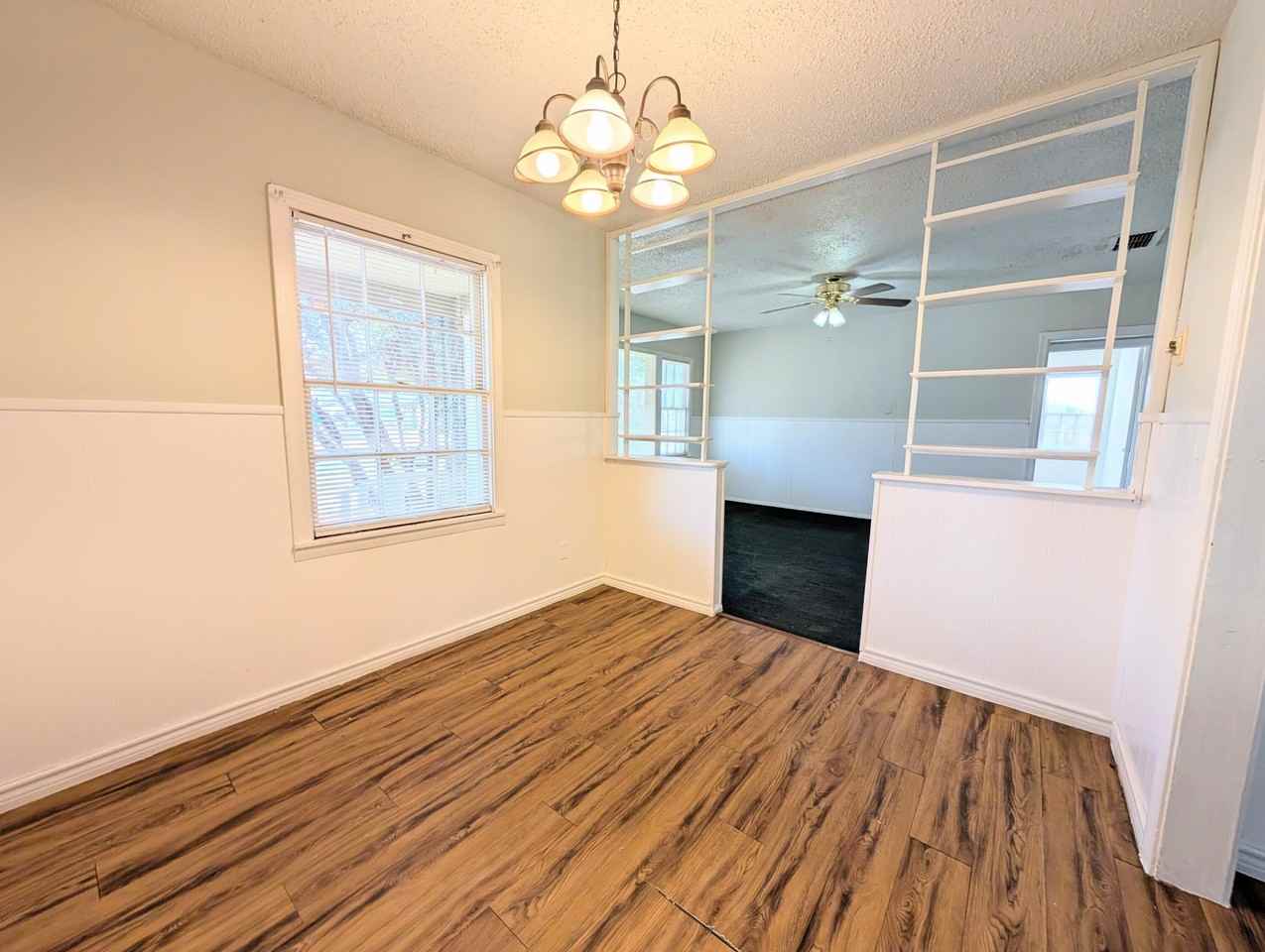 2823 33rd St - Photo 7 of 9