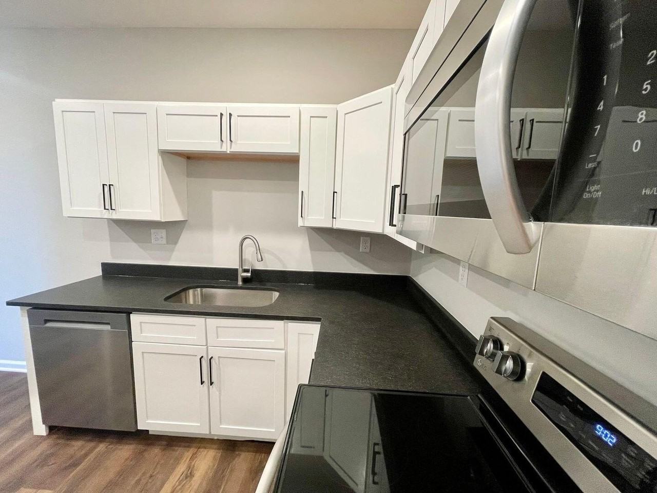 109 Juniper Path Apt 104 - Photo 6 of 10