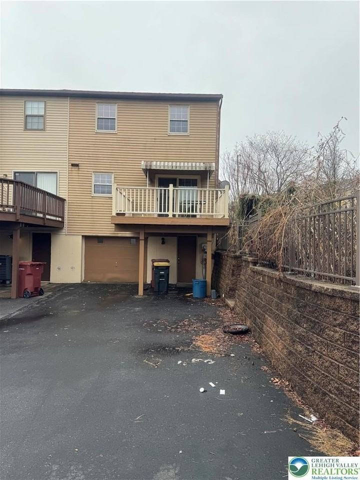 1399 Presidential Drive - Photo 3 of 17