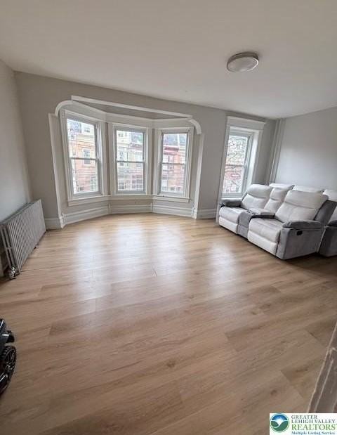 944 W Walnut St - Photo 5 of 33