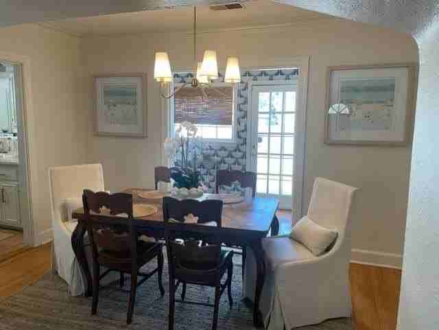 234 S Greer St - Photo 4 of 18