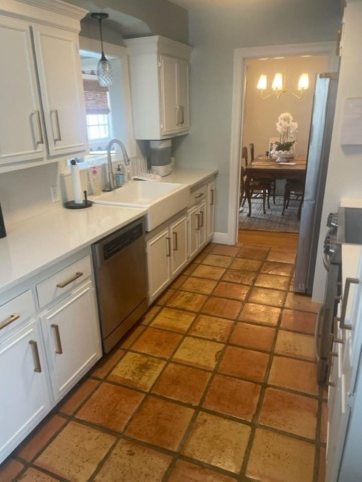 234 S Greer St - Photo 6 of 18