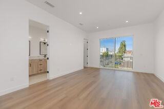 3839 Wade St - Photo 2 of 8