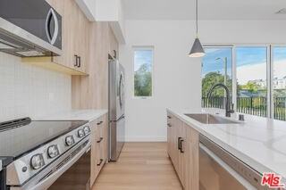 3839 Wade St - Photo 7 of 8