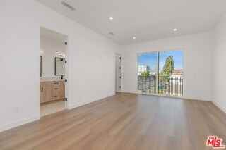 3841 Wade St - Photo 2 of 8