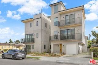 3841 Wade St - Photo 3 of 8