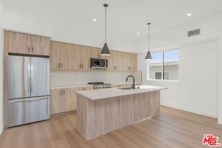 12704 Pacific Ave - Photo 5 of 8