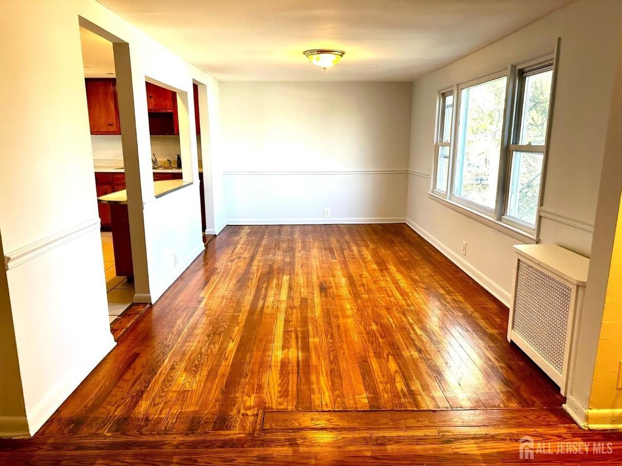 428 New Market Rd #2 - Photo 3 of 15